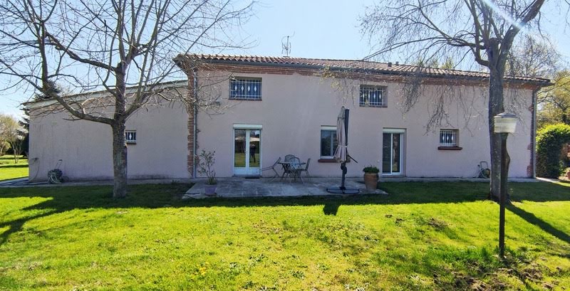 Vente maison 10 pièces 357 m² à Saint-Nicolas-de-la-Grave (82210), 499 000 €