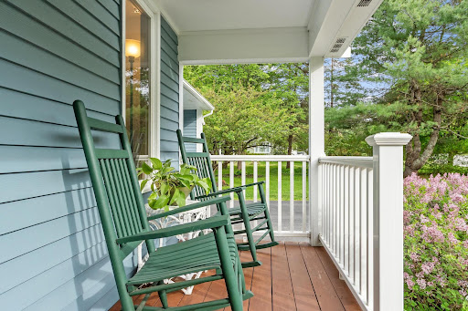 House with garden 4
