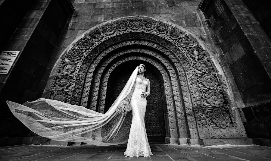 結婚式の写真家Mger Sargsyan (mhersargsyan)。2023 11月17日の写真