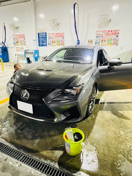 RC Fの夜勤明け・RCF・洗車♪・レクサスRCF・オフ会に参加したいに関するカスタム事例の投稿画像1枚目