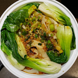 N14. 油泼辣子面 Sizzling Hot chilli Noodles