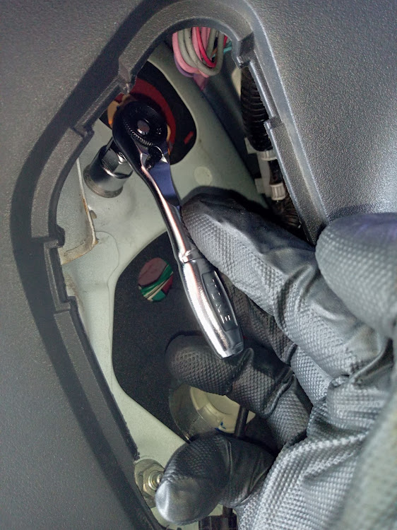 ヴィッツの#LMG・fcl.・LEDウインカー・DIY・TONEツールに関するカスタム事例の投稿画像5枚目