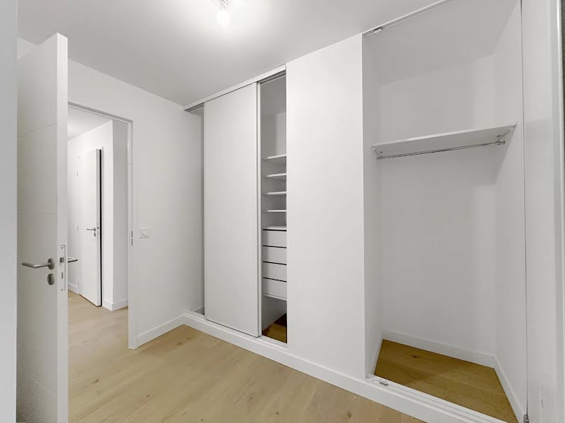 Location  appartement 4 pièces 94 m² à Clichy (92110), 2 230 €