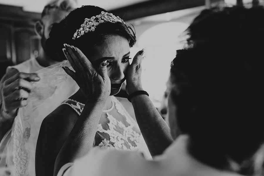 Fotografo di matrimoni Enrique Simancas (ensiwed). Foto del 3 luglio 2017