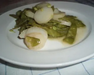 SNOW PEAS FLAMBE