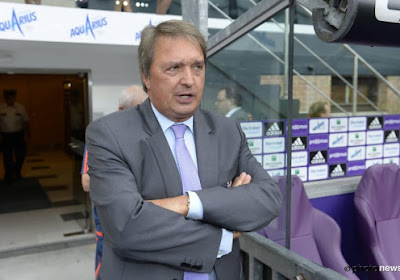 Van Holsbeeck reageert op woedende fans: "Die info kan je niet omroepen door de micro"