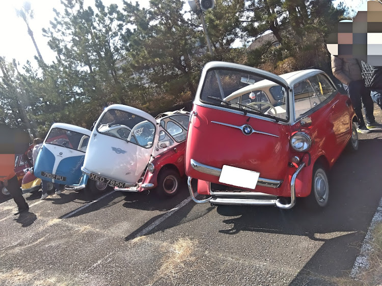 アルシオーネのいすゞスバルミーティング・名車揃いに関するカスタム事例の投稿画像5枚目