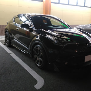 C-HR NGX50