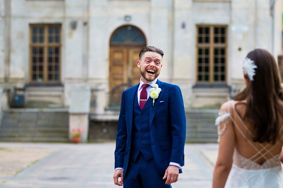 Fotógrafo de casamento Paulius Rakštikas (rakstikas). Foto de 18 de agosto 2017