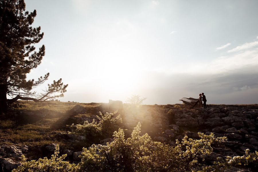 Kāzu fotogrāfs Liza Karazhova (lizaka). Fotogrāfija: 22. jūnijs 2018