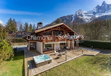 Chalet with terrace 3