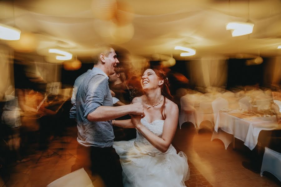 Fotografo di matrimoni Krisztian Bozso (krisztianbozso). Foto del 20 settembre 2017