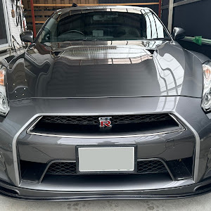 NISSAN GT-R R35