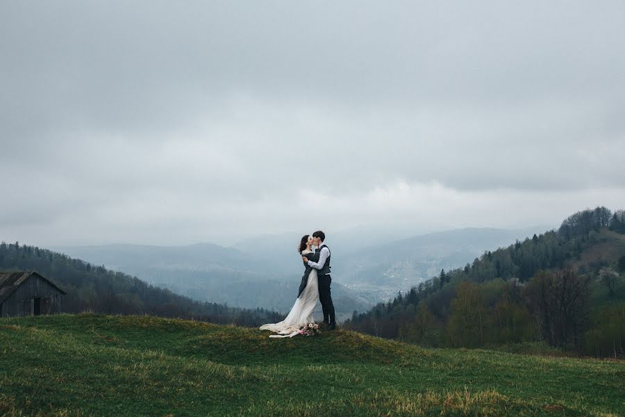 Wedding photographer Aleksandr Kopytko (kopitko). Photo of 13 May 2018