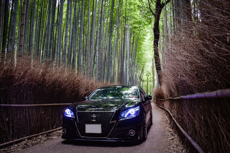 クラウンアスリートのクラウン・クラウンマジェスタ・嵯峨嵐山・竹林・210special☆に関するカスタム事例の投稿画像6枚目