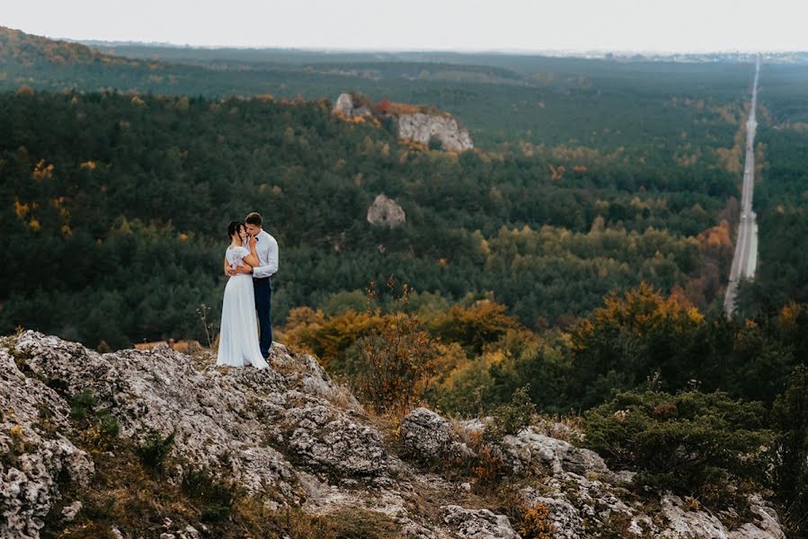 Wedding photographer Bartosz Borek (bartoszborek). Photo of 25 February 2020