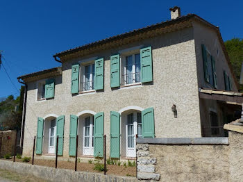 villa à Riez (04)