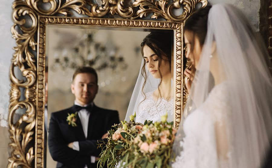 Fotógrafo de casamento Andrey Morokhin (photograff76). Foto de 12 de fevereiro 2018