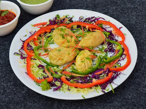 Veg Chilli Garlic Momos [8 Pieces]