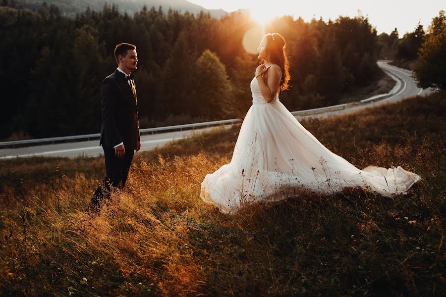 Wedding photographer Zagrean Viorel (zagreanviorel). Photo of 1 February 2019