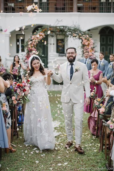 Fotógrafo de casamento Chalermphon Kumchai (aradaphotography). Foto de 3 de novembro 2021