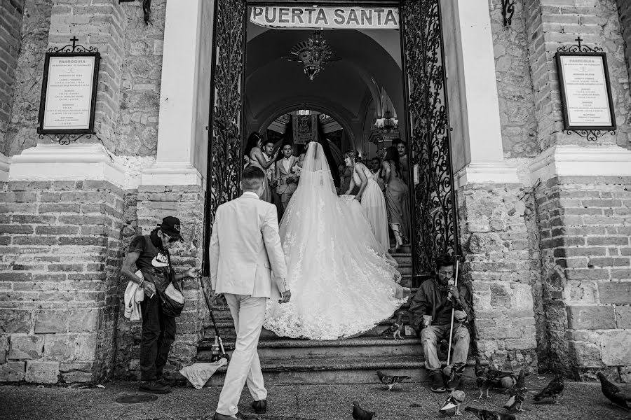 Fotografo di matrimoni Milagros Osorio (milagrososorio). Foto del 13 dicembre 2022