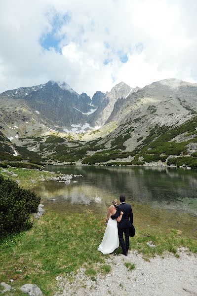 Jurufoto perkahwinan Miro Kuruc (fotografum). Foto pada 7 Mac 2016