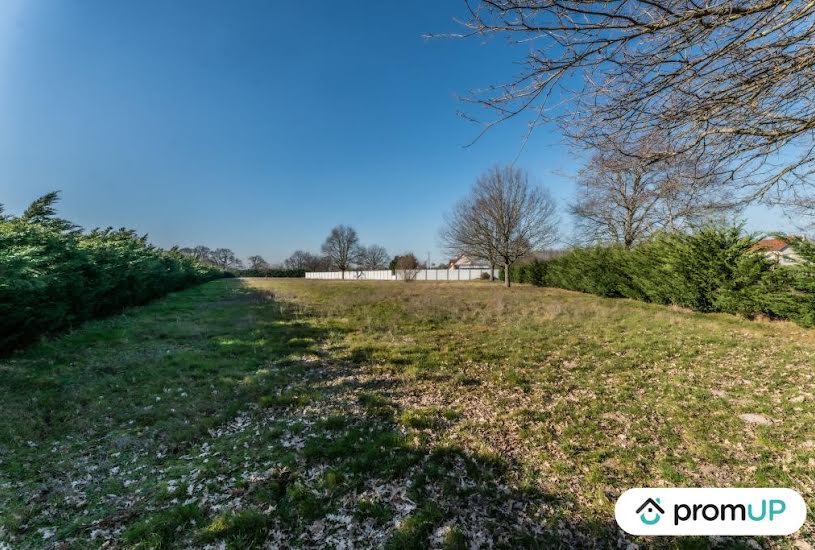  Vente Terrain à bâtir - 689m² à Vierzon (18100) 