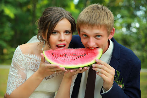 Fotografo di matrimoni Valeriya Zakharova (valeria). Foto del 19 dicembre 2015