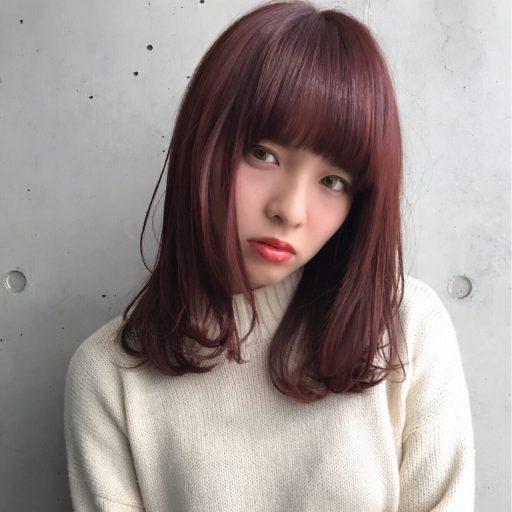 仕事でも学校でも楽しめる アッシュピンクのヘアカラーで 甘すぎない 大人可愛さを Trill トリル