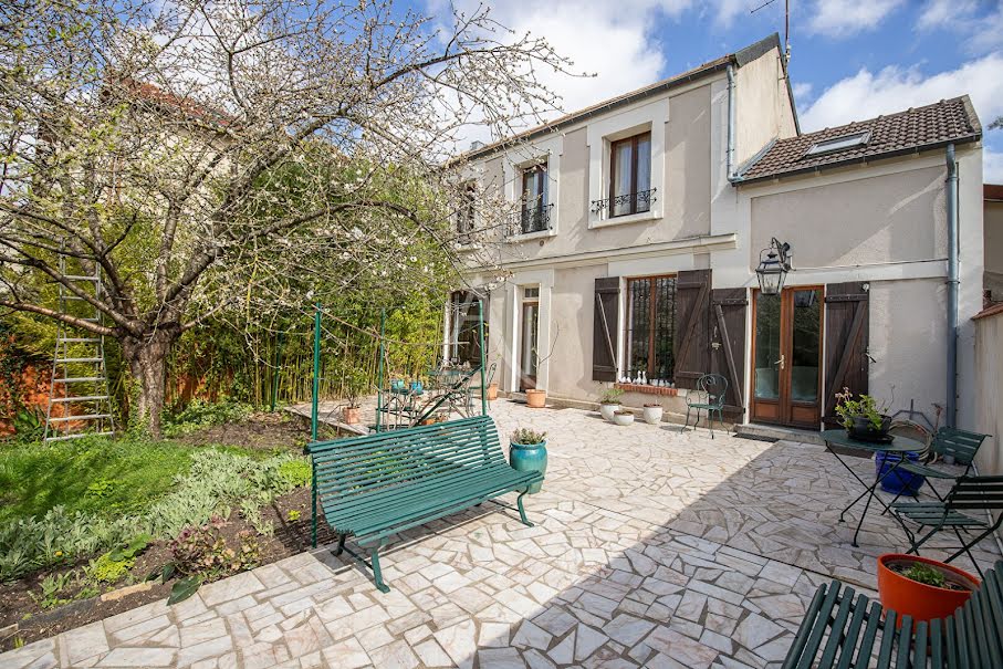 Vente maison 10 pièces 192.84 m² à Crosne (91560), 488 000 €