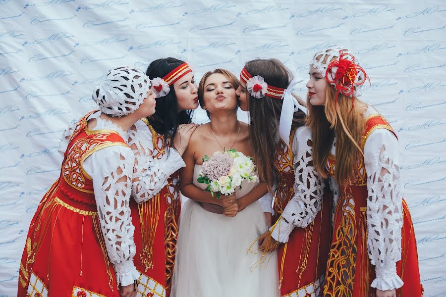 Fotógrafo de casamento Sergey Trashakhov (sergeitrashakhov). Foto de 26 de setembro 2016