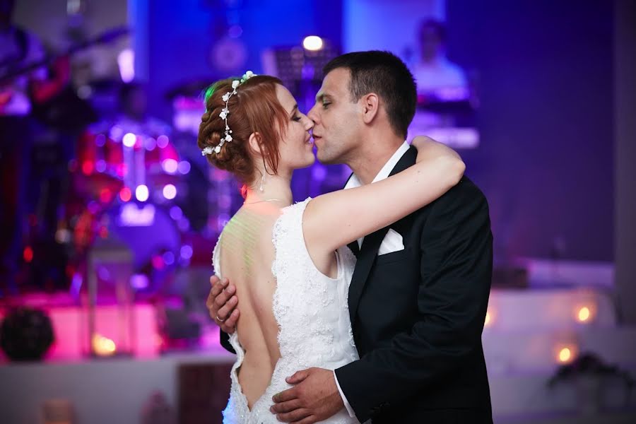 Fotógrafo de bodas Tomasz Żurek (fotopasja). Foto del 24 de febrero 2020