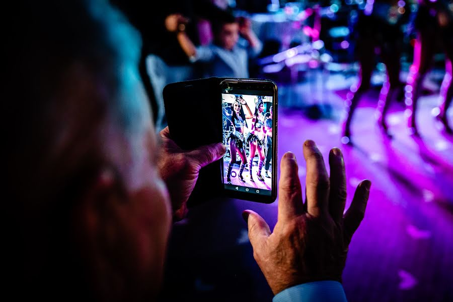 Fotografer pernikahan Radu Constantinescu (raducon). Foto tanggal 27 Oktober 2023