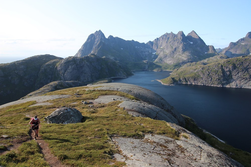 Достижение Hygge (острова Senja, Vesteralen и Lofoten в июле-августе 2019)