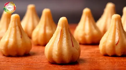 Kaju Modak