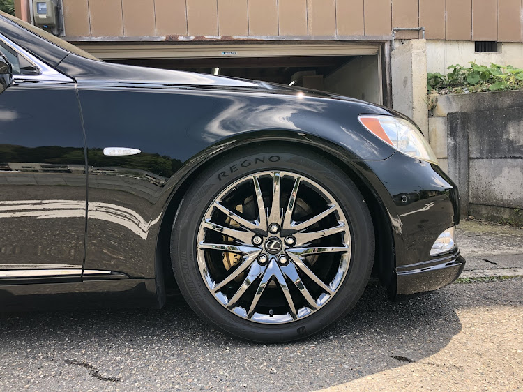 LSのドライブ・洗車・DIY・サスコンに関するカスタム事例の投稿画像2枚目