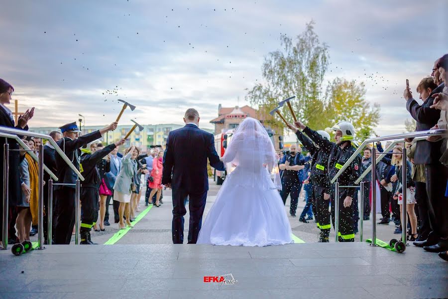 Wedding photographer Franciszek Kołpaczek (efkafotopl). Photo of 11 February 2020