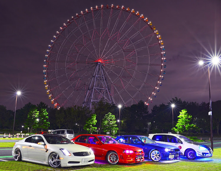 スカイラインのアンダーLED・イカリング・光り遊び・LOVヨ♡涙色～🎵・逆命に続き逆LOVE(笑)に関するカスタム事例の投稿画像3枚目