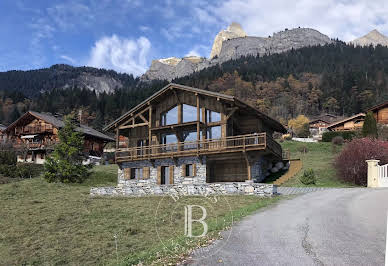 Chalet with panoramic view 12