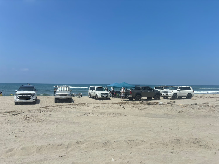 ハイラックスのHILUX・TE37・GUN125・リフトアップ・ハイラックスに関するカスタム事例の投稿画像2枚目