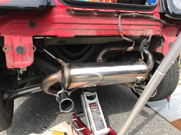ビートのDIY・マフラー交換に関するカスタム事例の投稿画像1枚目