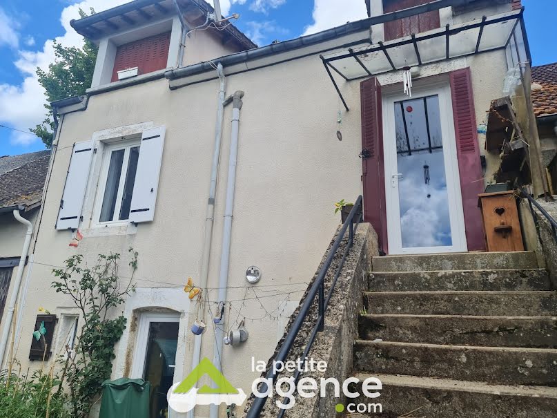 Vente maison 3 pièces 80 m² à Bruère-Allichamps (18200), 65 500 €