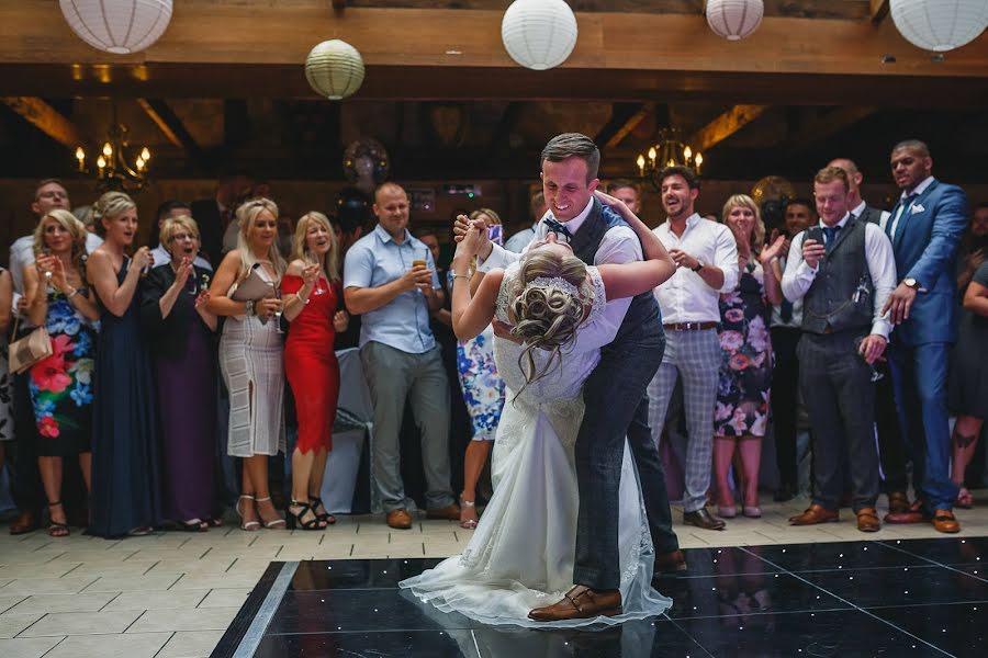 Wedding photographer Vicky (darlingtonwed). Photo of 2 July 2019