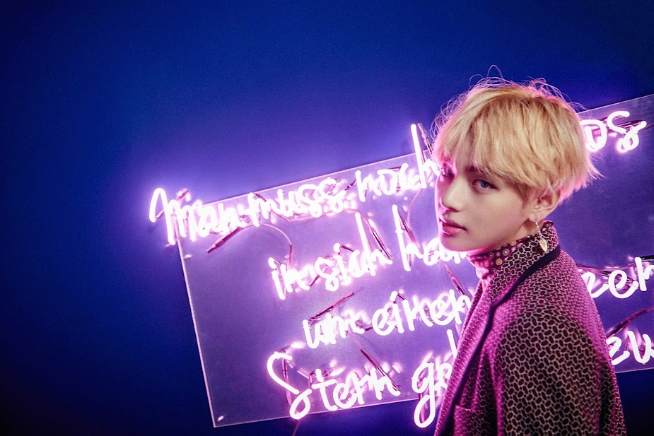 Image: BTS' V teaser image for "WINGS" / Big Hit Entertainment