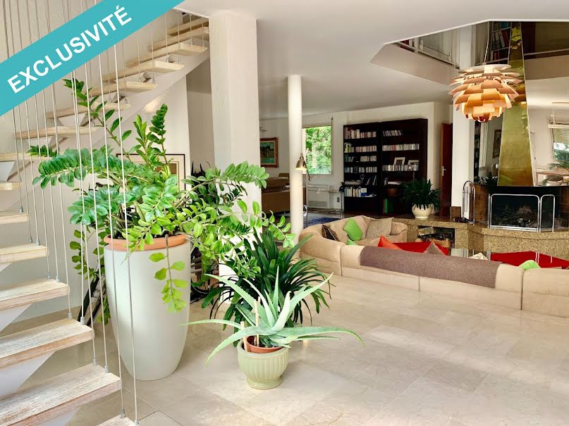 Vente maison 8 pièces 262 m² à Divonne-les-Bains (01220), 1 800 000 €