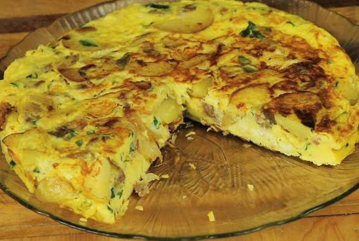 Vegetable Frittata with Chicken Garlic Sausage