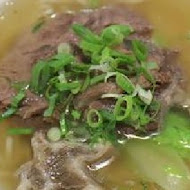 清真中國牛肉麵館(信義A8店)