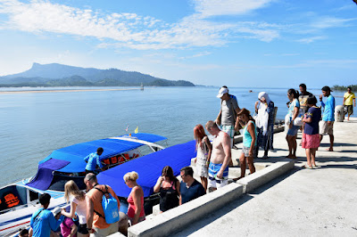 Board the speed boat at Ao Thalane Bay