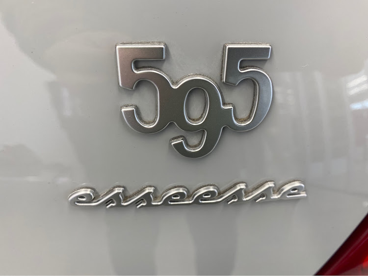 595Cの595Cエッセエッセに関するカスタム事例の投稿画像2枚目
